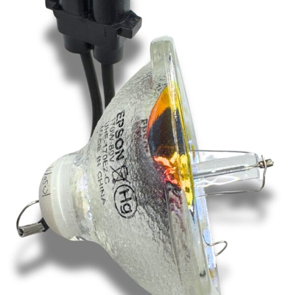 Widok z boku lampy Epson UHE-170E2-C 170W. Pokazany jest odbłyśnik i złącze – część zamienna do projektorów EB-S6, EB-X6
